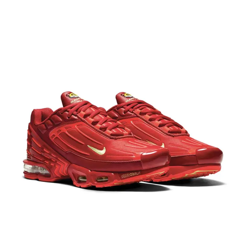 BASKETS NIKE AIR MAX PLUS III ROUGES