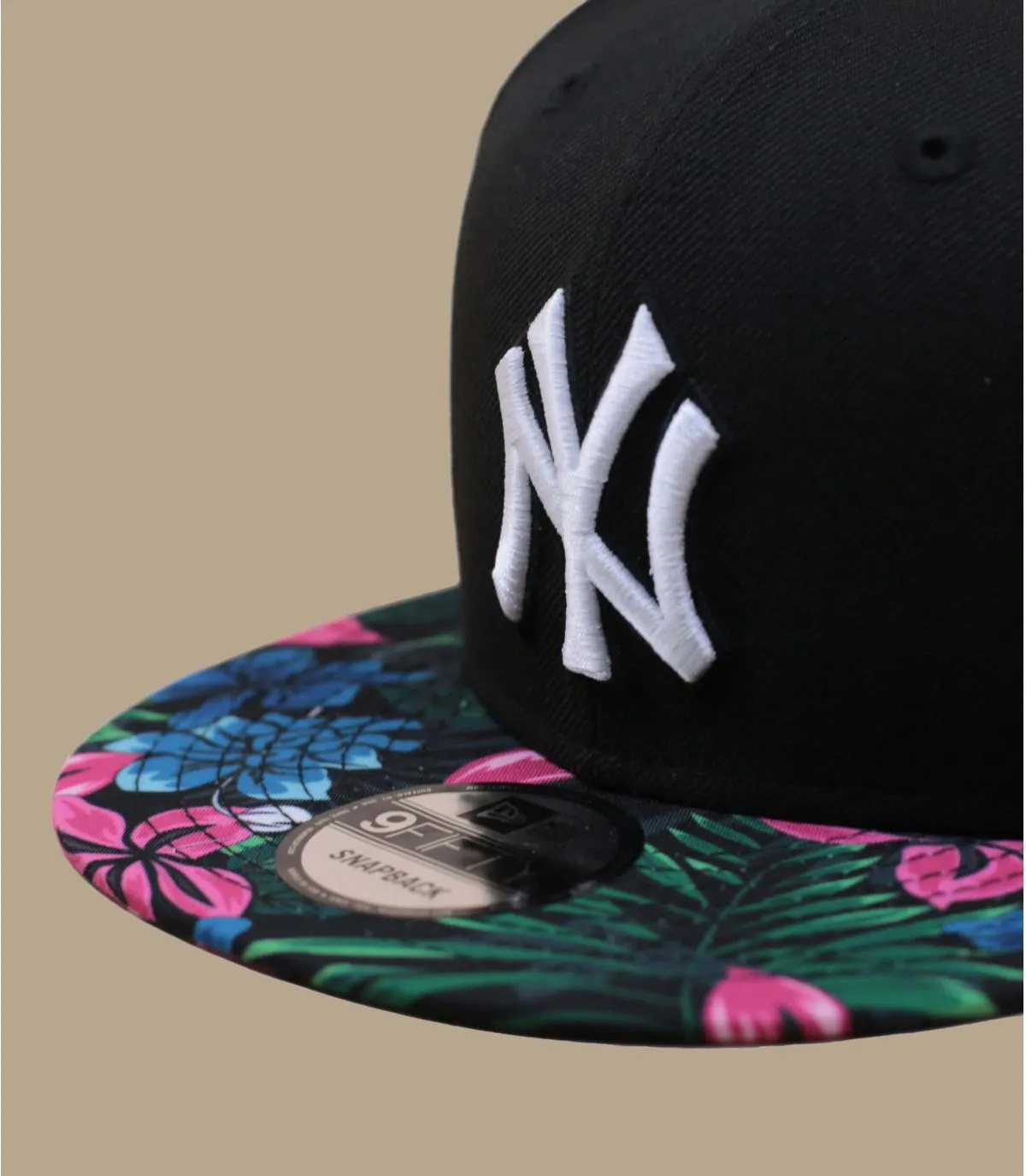 Casquette fitted noire visière à fleurs NY - Floral 9Fifty New York Yankees black New Era : Headict