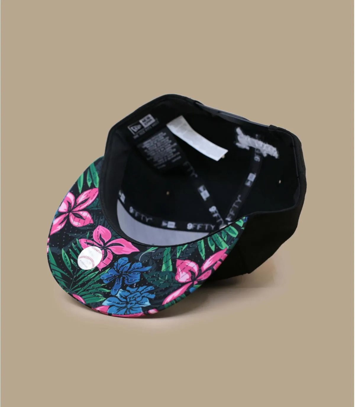 Casquette fitted noire visière à fleurs NY - Floral 9Fifty New York Yankees black New Era : Headict