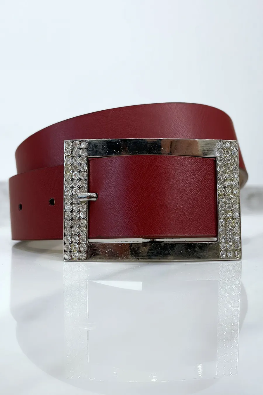 Ceinture bordeaux avec boucle rectangle strass et argenté