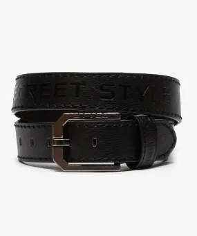 ceinture homme en matiere grainee avec inscription gravee noir standard