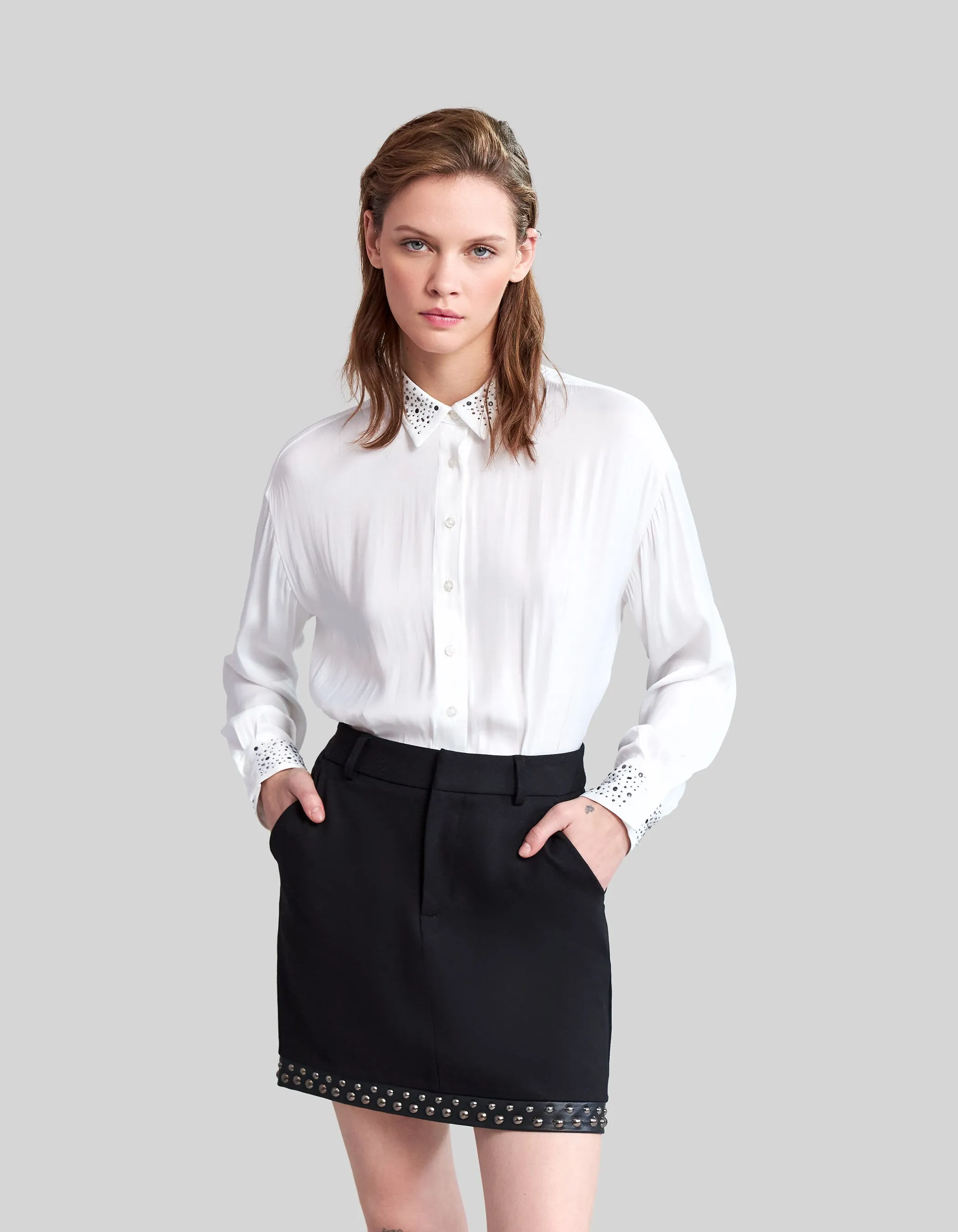 Chemise blanc cassé recyclée décor clous et strass Femme