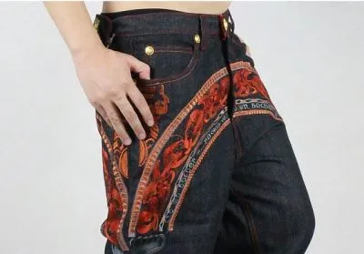 Jeans Baggy Hip Hop Homme avec Broderie Rouge Avant Arrière