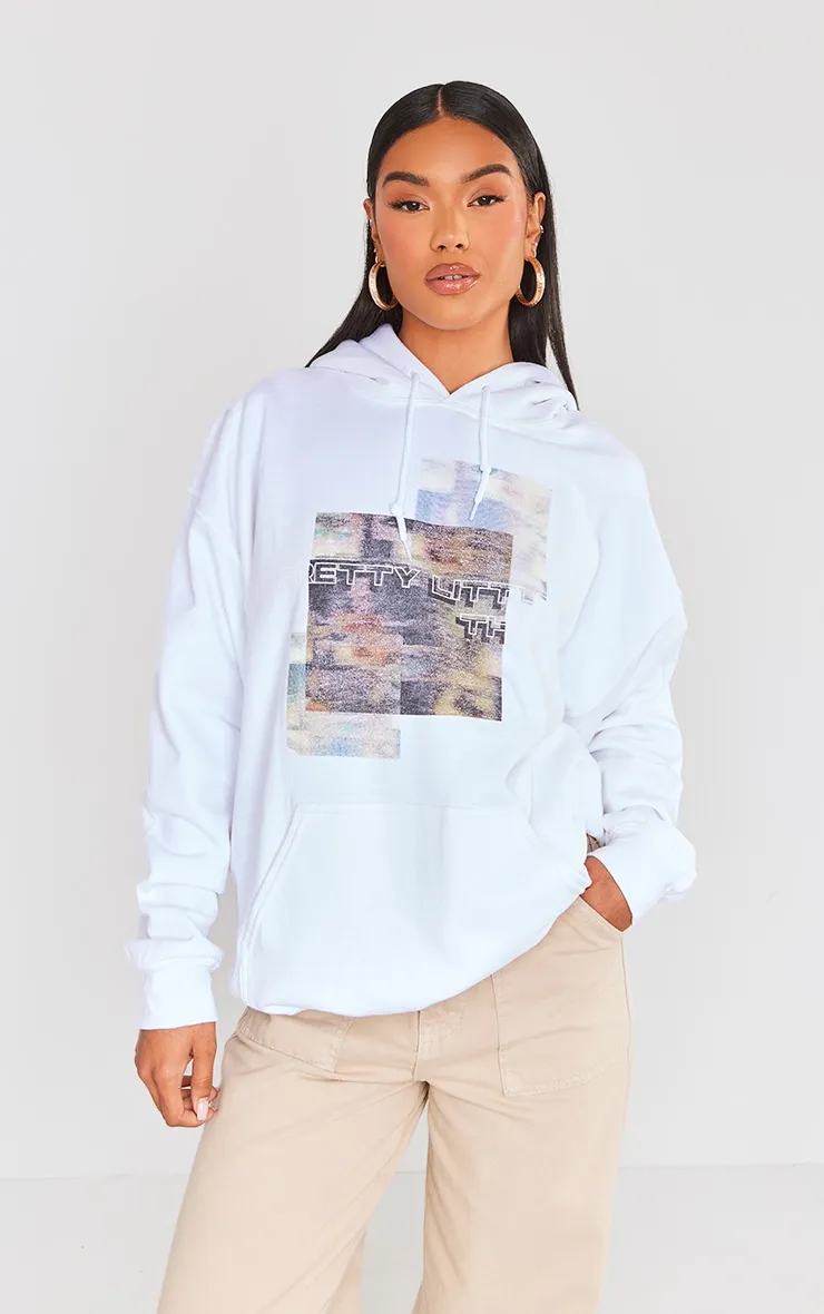 PRETTYLITTLETHING Hoodie blanc à imprimé flouté