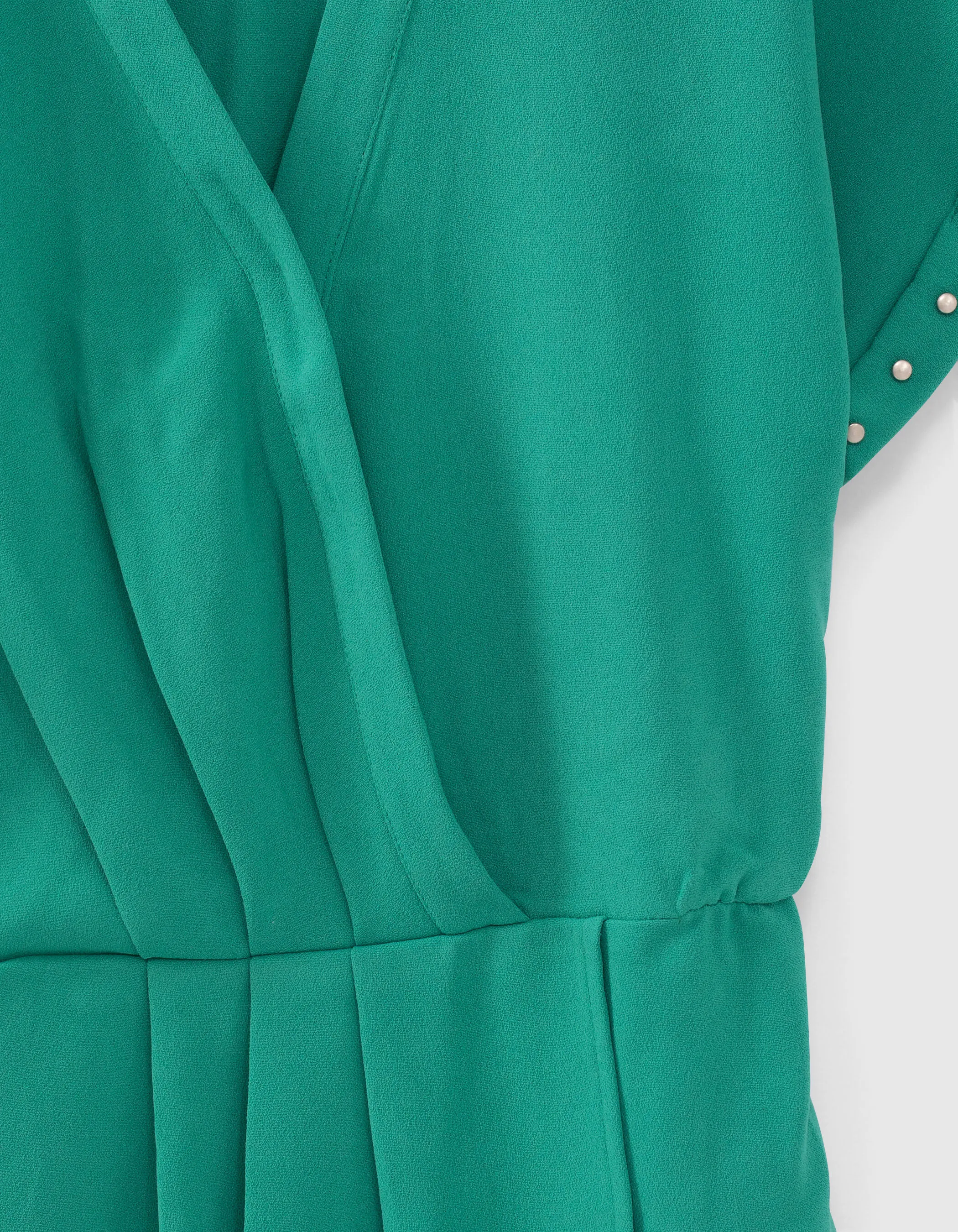 Robe verte forme portefeuille manches cloutées Femme