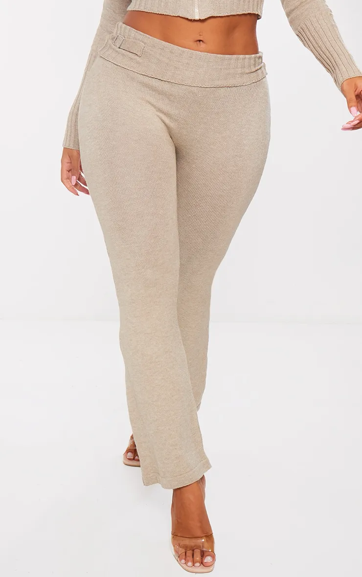 Shape Pantalon flare en maille tricot avoine replié